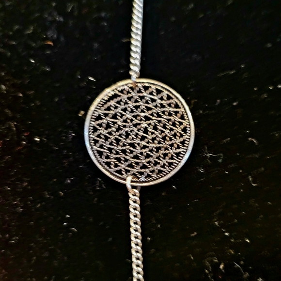 Elegant Silver Chain and Discs Necklace - Picture 5 of 5